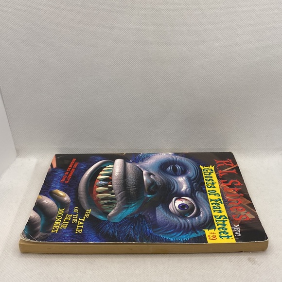 R.L. Stine’s Ghosts of Fear Street #29 The Tale of The Blue Monkey 1998 Horror - Picture 9 of 12